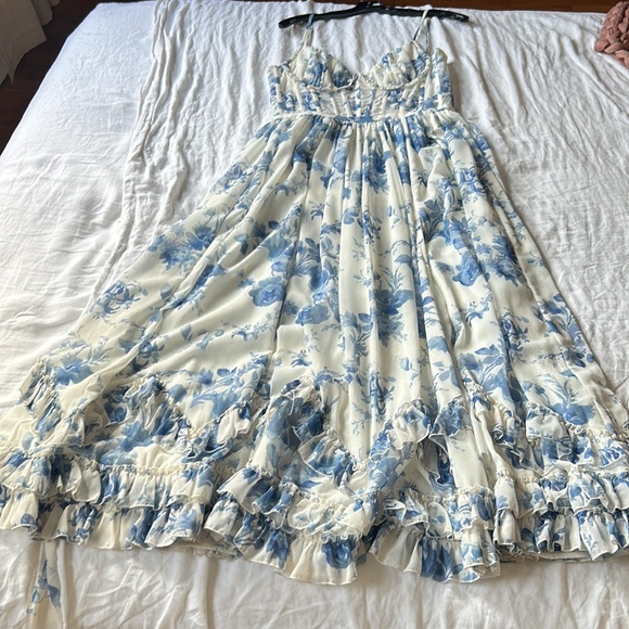 V Chapman Carmen Corset Front Slit Gown. Size 4. - Picture 4 of 9